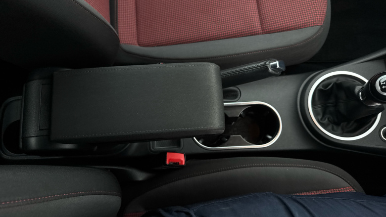 Volkswagen Beetle 1.6 TDI BlueMotion Tech Design 2dr Diesel Cabriolet